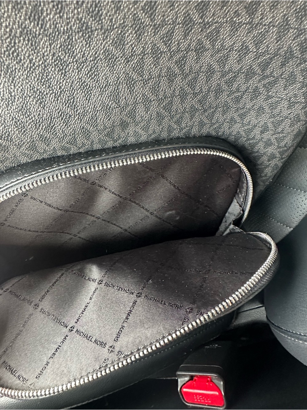 Michael Kors Logo Backpack - Picture 5 of 7